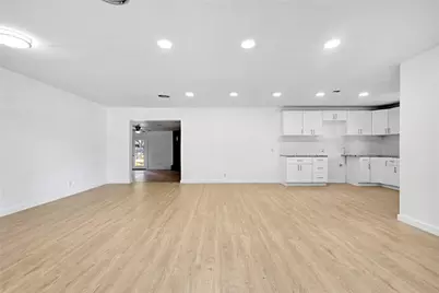 520 Circleview Drive S, Hurst, TX 76054 - Photo 19
