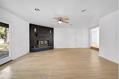 520 Circleview Drive S, Hurst, TX 76054 - Photo 9