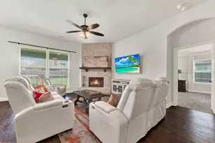 6300 Sudbury Ln, Mesquite, TX 75181 - Photo 3