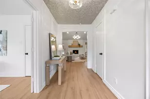 1816 Big Bend Dr, Grapevine, TX 76051 - Photo 3