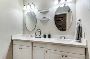 305 Westover Dr, Euless, TX 76039 - Photo 13