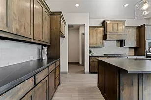 131 Spring Valley Rd, Paradise, TX 76073 - Photo 9