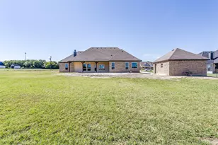 1014 Gonzollas Rd, Springtown, TX 76082 - Photo 31