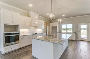 1014 Gonzollas Rd, Springtown, TX 76082 - Photo 5