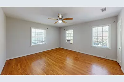 1915 N Prairie Avenue #B, Dallas, TX 75204 - Photo 7