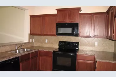 6820 Carrington Lane, Fort Worth, TX 76137 - Photo 3
