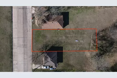 1620 Fitzhugh Avenue, Paris, TX 75460 - Photo 1