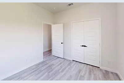 6702 S Lancaster Road, Dallas, TX 75241 - Photo 13