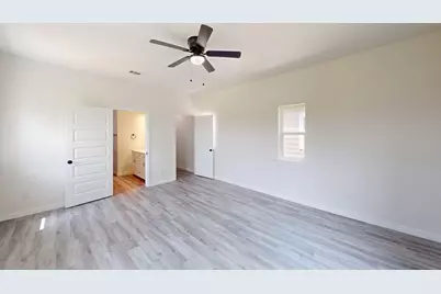 6702 S Lancaster Road, Dallas, TX 75241 - Photo 7