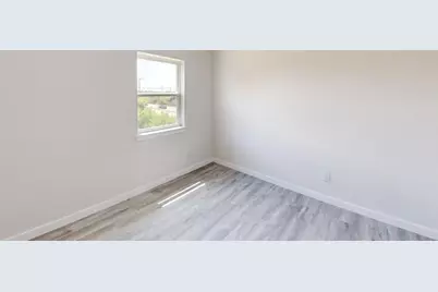6702 S Lancaster Road, Dallas, TX 75241 - Photo 11