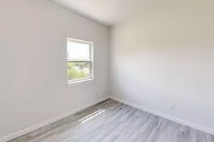 6702 S Lancaster Rd, Dallas, TX 75241 - Photo 11