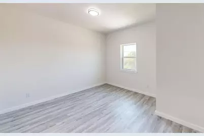 6702 S Lancaster Road, Dallas, TX 75241 - Photo 13