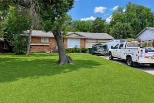 1016 Tower Dr, Cedar Hill, TX 75104 - Photo 3