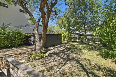 1906 Lakeland Drive, Dallas, TX 75218 - Photo 25