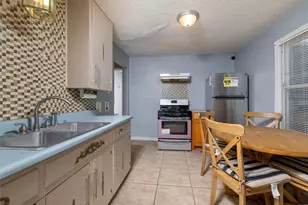 3265 Illinois Ave, Fort Worth, TX 76110 - Photo 9