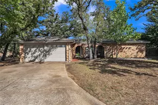 5511 Marshfield Ct, Arlington, TX 76016 - Photo 5