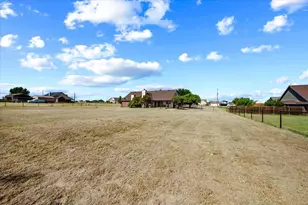 104 Caballos Ln, Springtown, TX 76082 - Photo 37