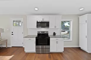 5500 Dartmouth Ave, River Oaks, TX 76114 - Photo 5