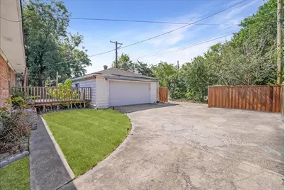 11315-11317 Lochwood Boulevard, Dallas, TX 75218 - Photo 13