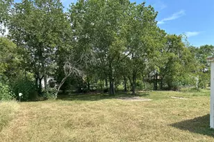 804 E 12th Ave, Corsicana, TX 75110 - Photo 5