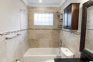 3846 Davila Dr, Dallas, TX 75220 - Photo 11