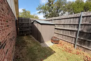 1332 Cherry Hill Ln, Lewisville, TX 75067 - Photo 27
