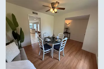 1332 Cherry Hill Lane, Lewisville, TX 75067 - Photo 5