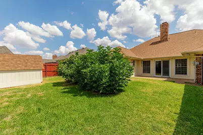 2526 Willowdale Drive, Carrollton, TX 75006 - Photo 27