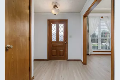 2526 Willowdale Drive, Carrollton, TX 75006 - Photo 5
