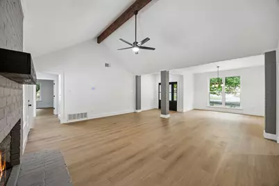 200 Willow Ridge Road, Fort Worth, TX 76103 - Photo 7
