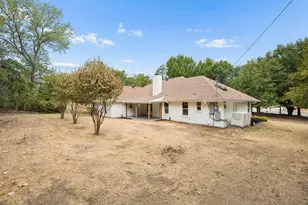 200 Willow Ridge Rd, Fort Worth, TX 76103 - Photo 25