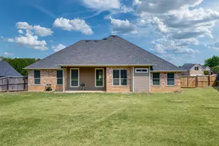 1025 Braydan, Reno, TX 75462 - Photo 25