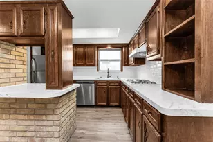 4210 Burning Tree Ln, Garland, TX 75042 - Photo 9