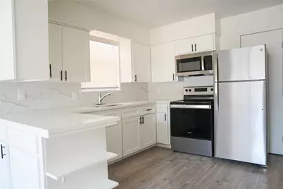 6565 Ascot Lane, Dallas, TX 75214 - Photo 11