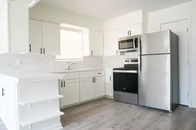 6565 Ascot Lane, Dallas, TX 75214 - Photo 9
