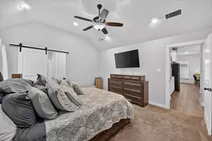 705 Phillips Ct, Mansfield, TX 76063 - Photo 13