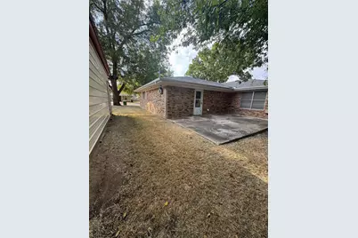 314 Hall Street, Whitesboro, TX 76273 - Photo 19