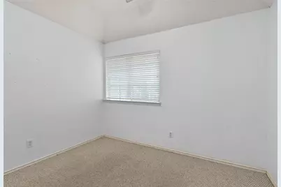 4100 Creekhollow Drive, Carrollton, TX 75010 - Photo 15
