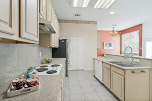 18728 Flatstone Ct, Dallas, TX 75252 - Photo 11