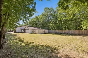 1515 Bolivar St, Denton, TX 76201 - Photo 23