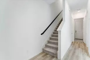 2223 Adena Spgs Dr, Allen, TX 75013 - Photo 17