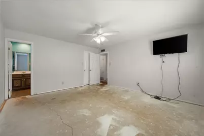 7501 Weatherwood Court, Fort Worth, TX 76133 - Photo 21