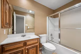 7501 Weatherwood Ct, Fort Worth, TX 76133 - Photo 23