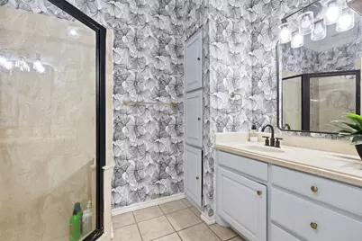 2116 Woodard Avenue, Cleburne, TX 76033 - Photo 21