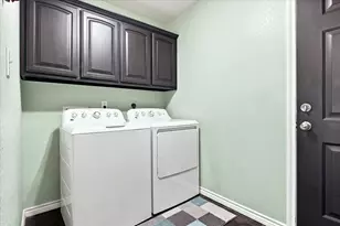104 Butler St, Savoy, TX 75479 - Photo 11