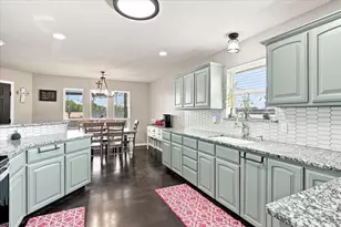 104 Butler St, Savoy, TX 75479 - Photo 13