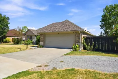 104 Butler Street, Savoy, TX 75479 - Photo 3