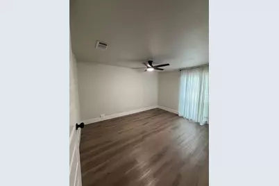 207 Austin Street #B, Farmersville, TX 75442 - Photo 5