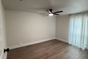 207 Austin St, Farmersville, TX 75442 - Photo 5