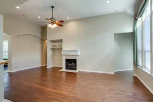 2221 Briary Trace Ct, Lewisville, TX 75077 - Photo 11